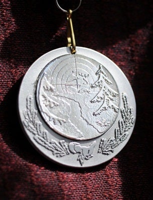 Hirvenjuoksumitali hopea